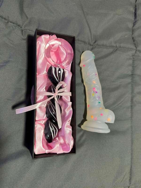 Thank you to the sweet subscriber who gifted me these beauti..