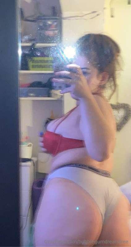 𝐋𝐞𝐭 𝐌𝐞 𝐃𝐫𝐚𝐢𝐧 𝐘𝐨𝐮𝐫 𝐁𝐚𝐥𝐥𝐬 𝐃𝐚𝐝𝐝𝐲 💦
@PLAYBUNNYKAT • @FREEKATBUNN..