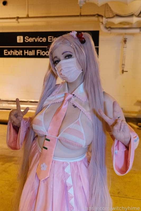 

I did the Miku collar bikini in public!! I think cosplay exhibitionism is definitely what gets me going! 🥵🥵 All eyes on this little slut please ☺️

#cosplay #exhibitionism #public #miku #anime #hentai #bikini #risky #dare #egirl