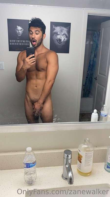 Should I stream tonight?😈 https://chaturbate.com/zanewalker/