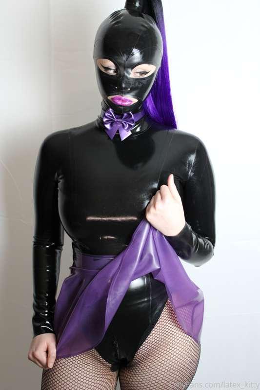 Quite a few snaps from this shoot! Lilac is pretty x