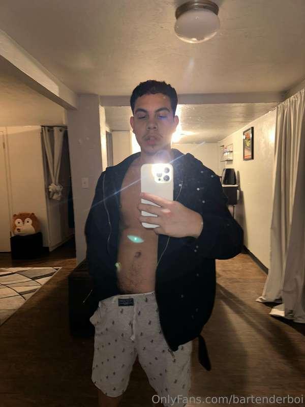 bartenderboi image #30