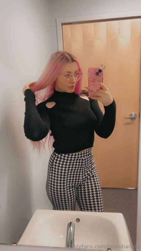 work bathroom nudes?! more likely than u think