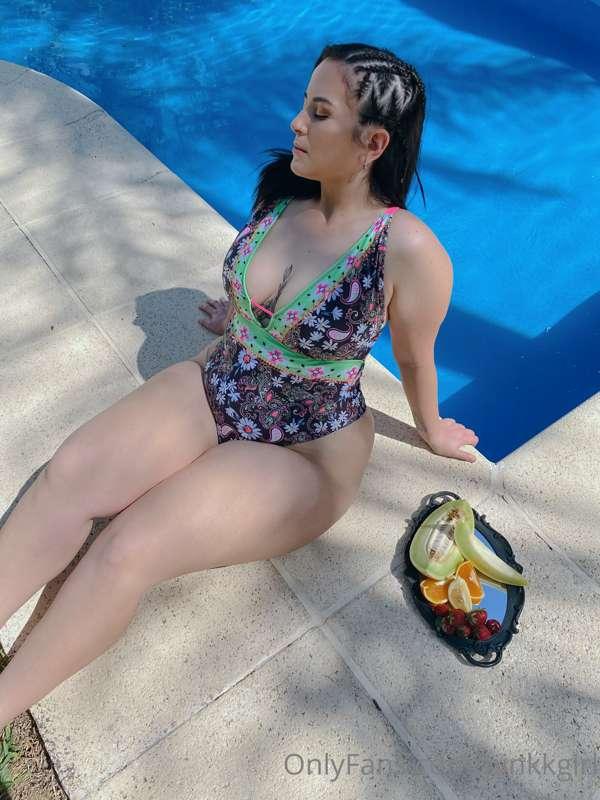 SATURDAY 🌞⛱🌡🔥