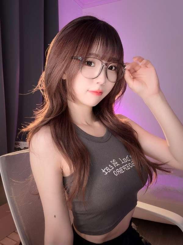 👓vs No 👓