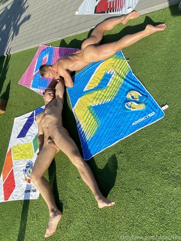 Nude beach or hotel pool ? ?