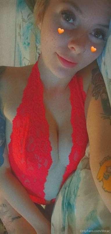 @adoracatraofficial
