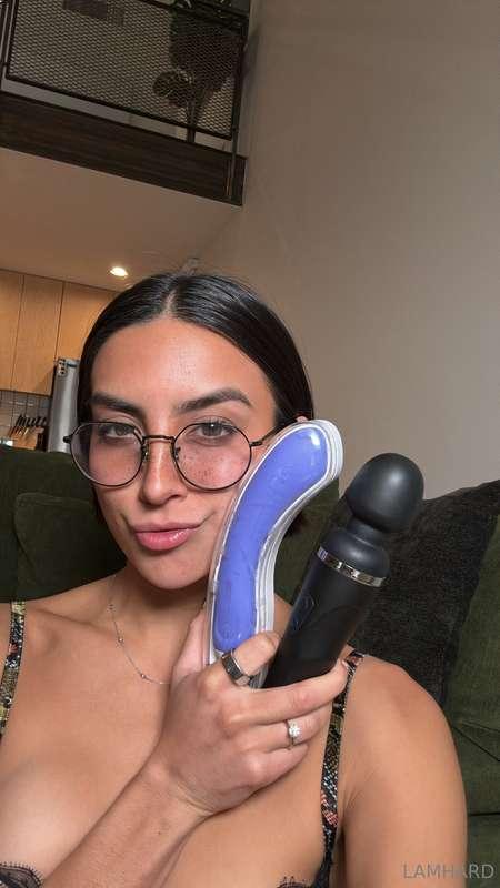 Loved getting my toys controlled the other night 🤩 I need mo..