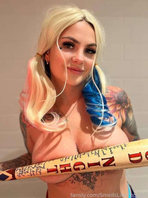 Im still looking for my Joker.. 🥹😍

#slut #tattoos #ink #squirt #anal #cum #sextape #throat #harleyquinn #fyp #altgirl #sexting #custom #videocall #horny