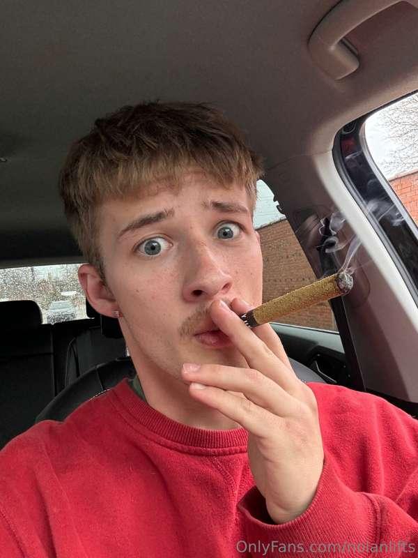 Smoke w me?