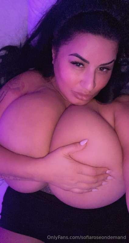 waiting for you, baby! DM me now 💋