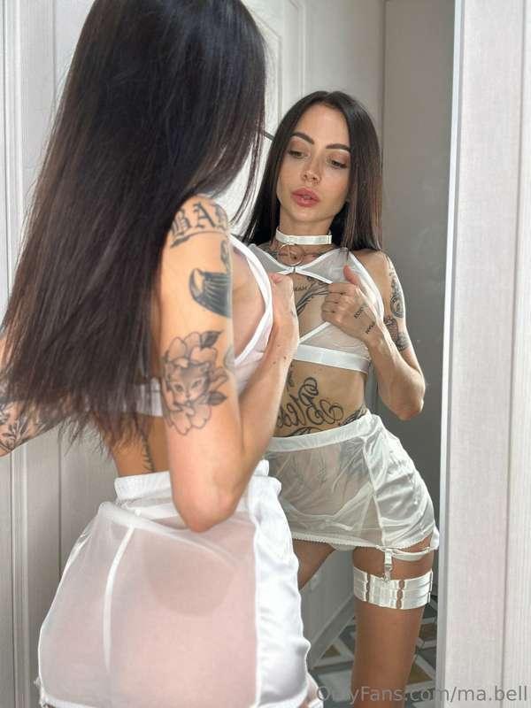 Transparent clothes are exciting ☀️