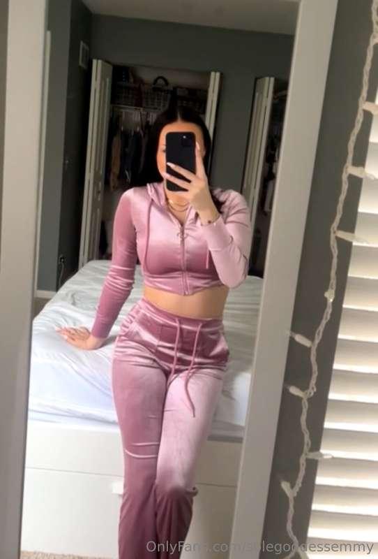 Time to slay the day! Chat soon loves ❤️❤️😘