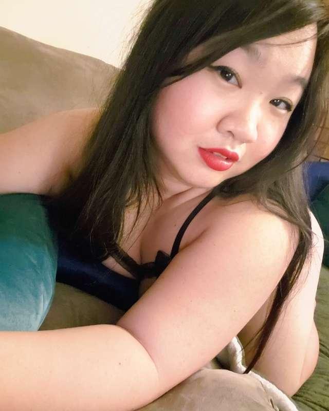 Me trying not to look so innocent 😜