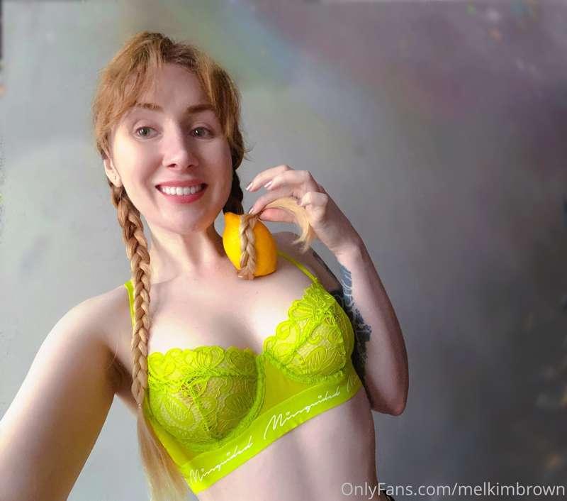 Just tying-up my zesty lemon 🍋 don’t mind me!

Advice needed..
