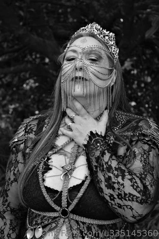 darkqueenofcrows image #9