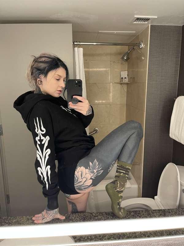 Getting mentally prepared for more black this week 😣 also I ..