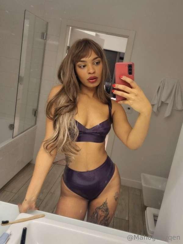 Hi bitches. I'm about to switch my name to KINKY BEYONCE.PS:..
