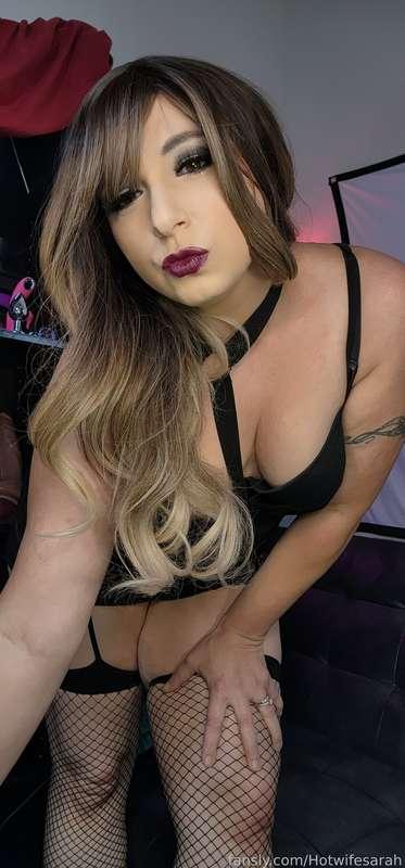 hotwifesarah image #25