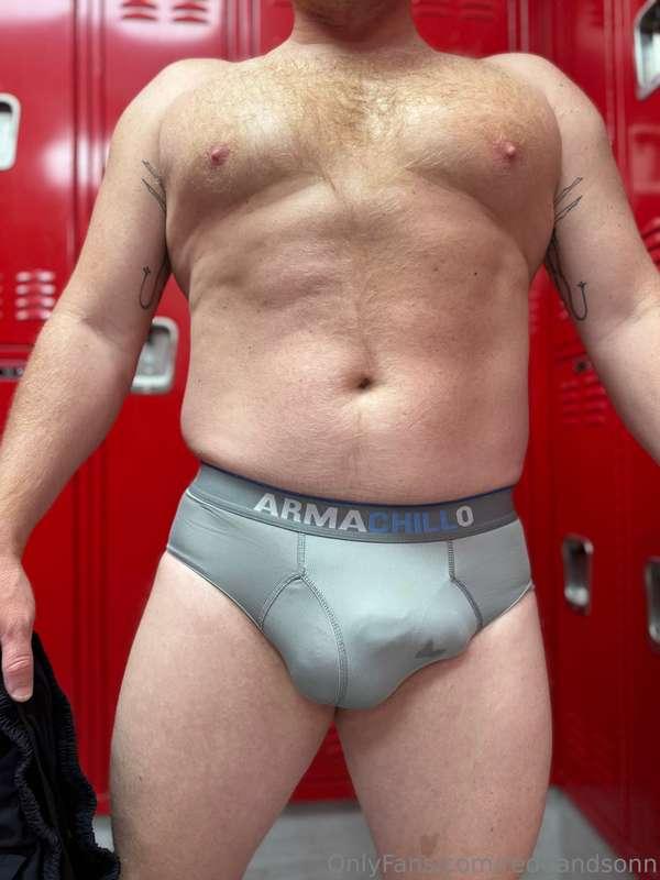 Bigger the bulge the better 🥕 Especially when you can make o..