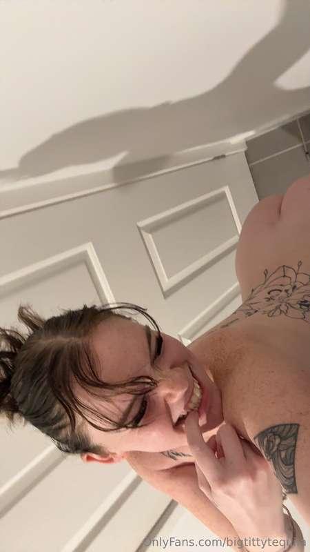 Booty pics for you my bae🤭
