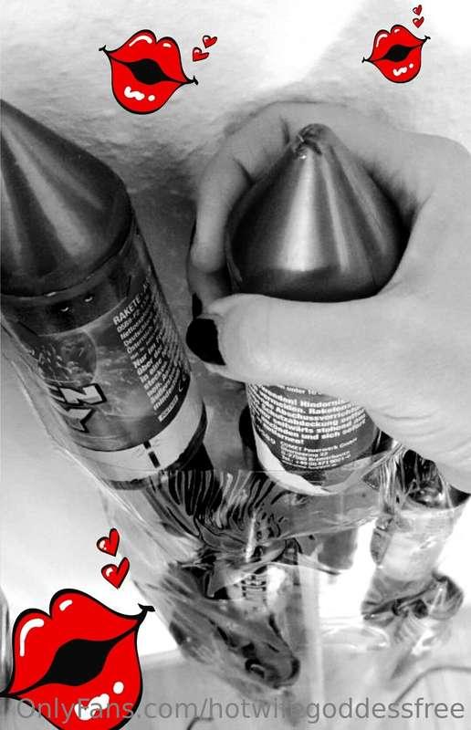 "Mmmmm ..the mind boggles!" Uhh 😏😈💋👅