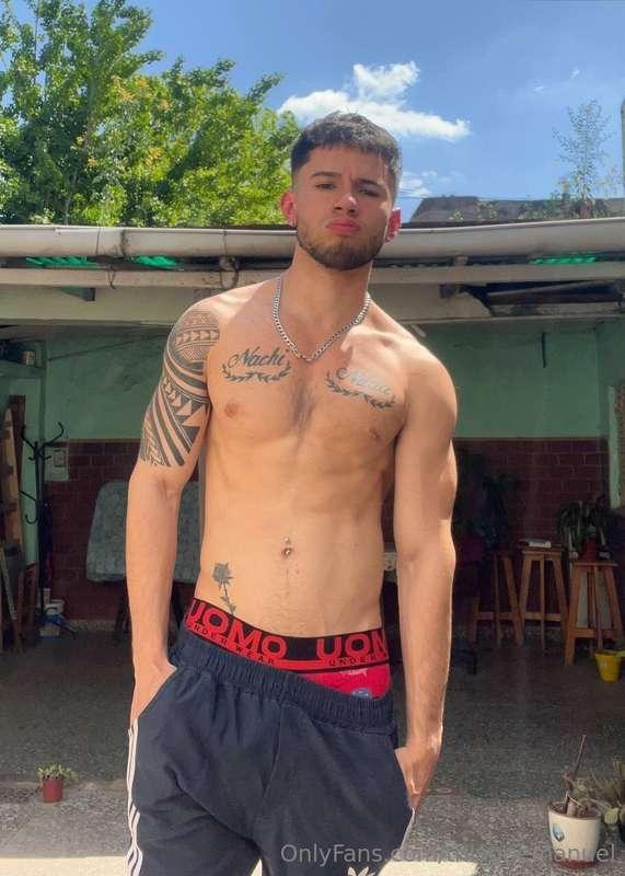 FREE 🔥  @alexthiag  *FREE 🔥Hey love, here is your 23 year ol..
