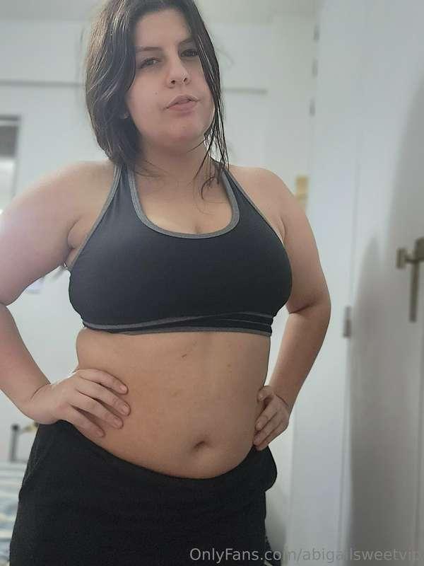 Crop top for the gym but better without it