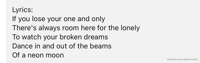 Now listening : 
Brooks & Dunn Neon Moon 💙

Share your fav