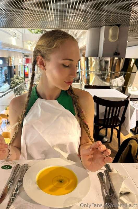 I love visiting new places 🤍 Always get inspired by new food..