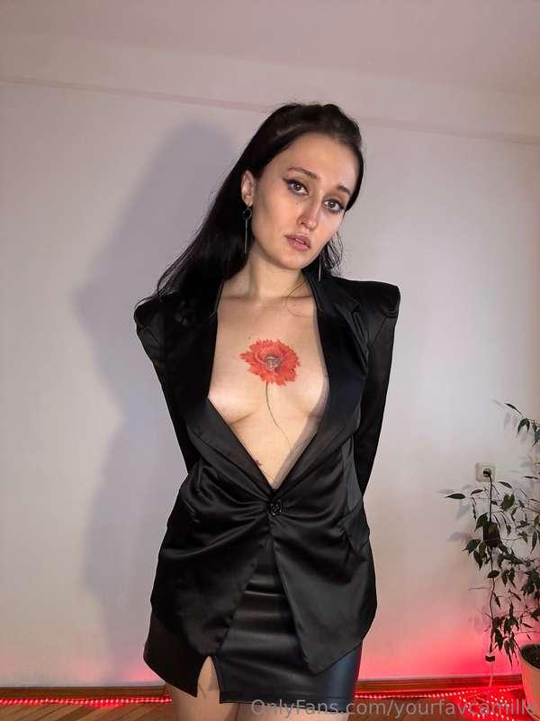 Today I will take off this outfit in front of you, do you wa..