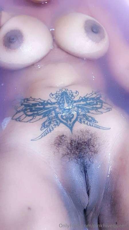 Had to give my pussy heart a touch up! Does it still look go..
