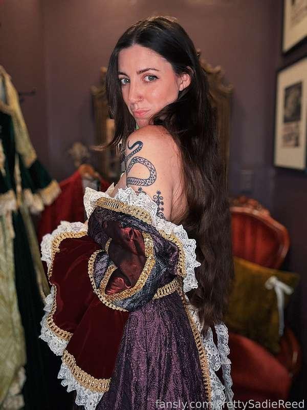 prettysadiereed image #1
