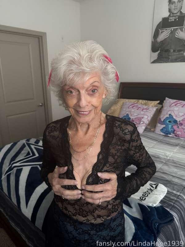 lindahope1939 image #17