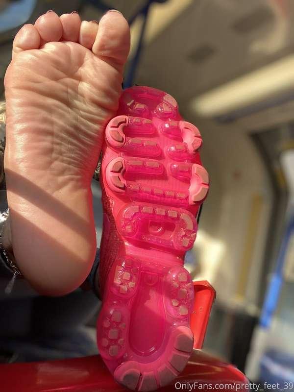 pretty_feet_39 image #2