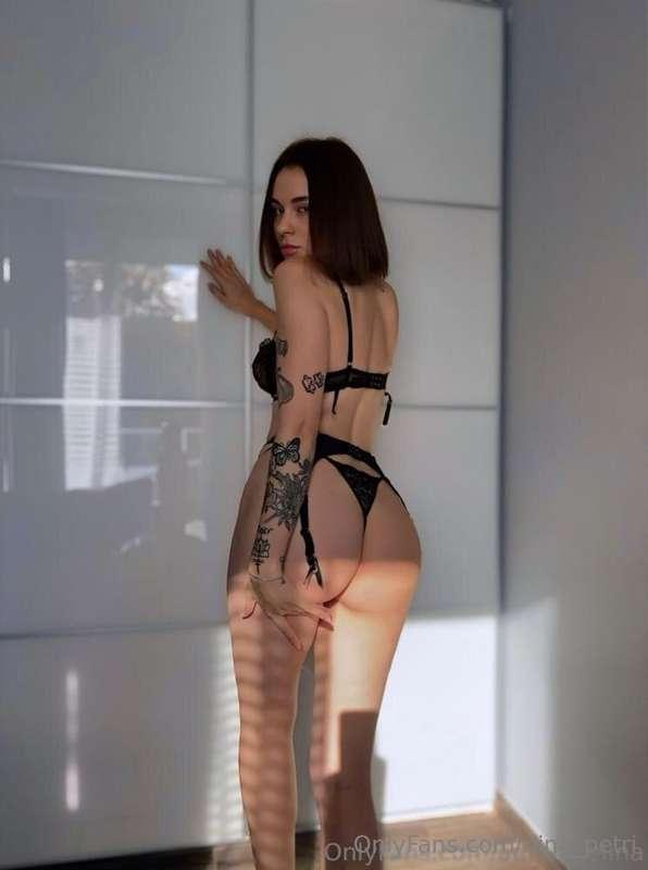 𝐒𝐔𝐁𝐒𝐂𝐑𝐈𝐁𝐄 𝐅𝐎𝐑 𝐅𝐑𝐄𝐄 𝐓𝐎𝐃𝐀𝐘 @aurumselina Cutie @aurumselina wit..
