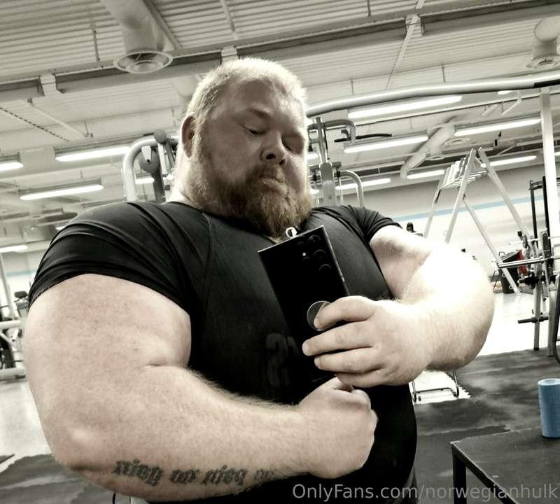 Do you like big arms?