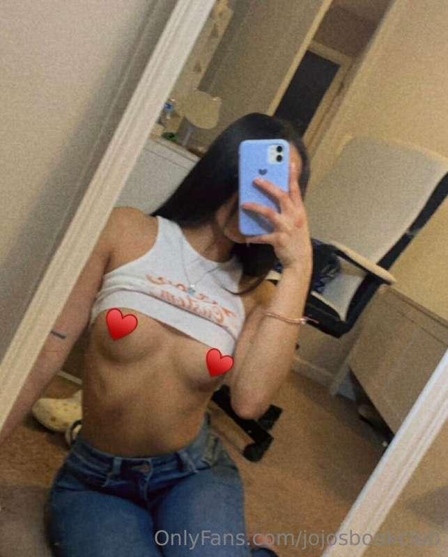 Happy Valentine’s day ♥️ check your dm 🤍