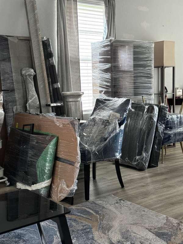 Sorry for being MIA the past couple of days. I’m still packi..