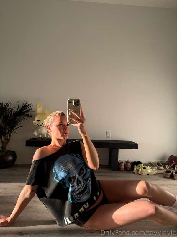 Quit ignoring me and lets have some fun daddy 😇