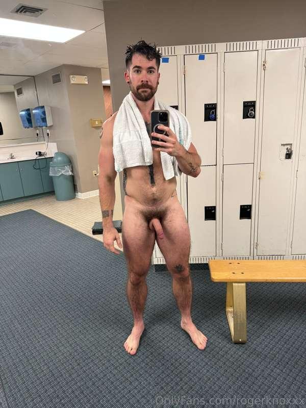 rogerknoxxx image #2