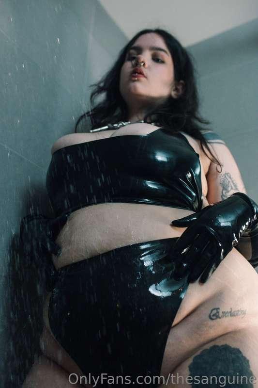 thesanguine image #1