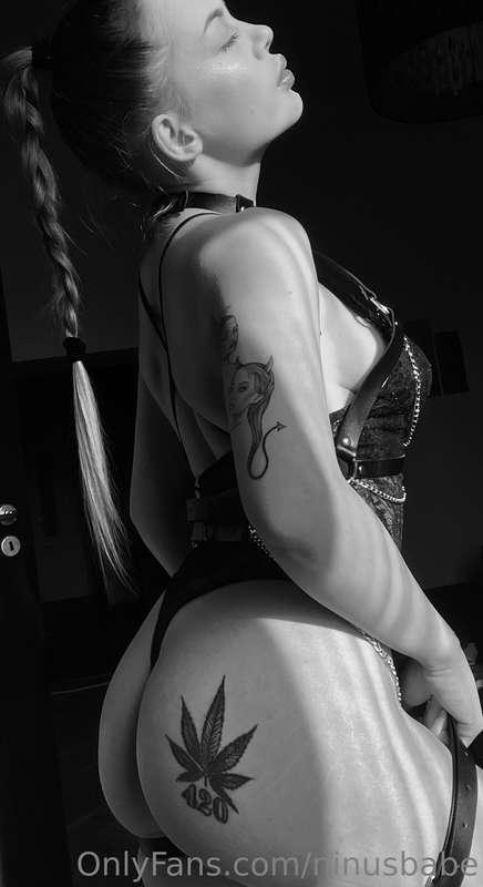 🖤