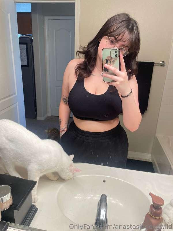 Hi :)