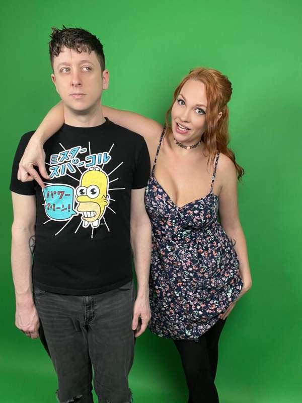 @sophiemoon is a nipple pincher. Consider yourself warned 😏
