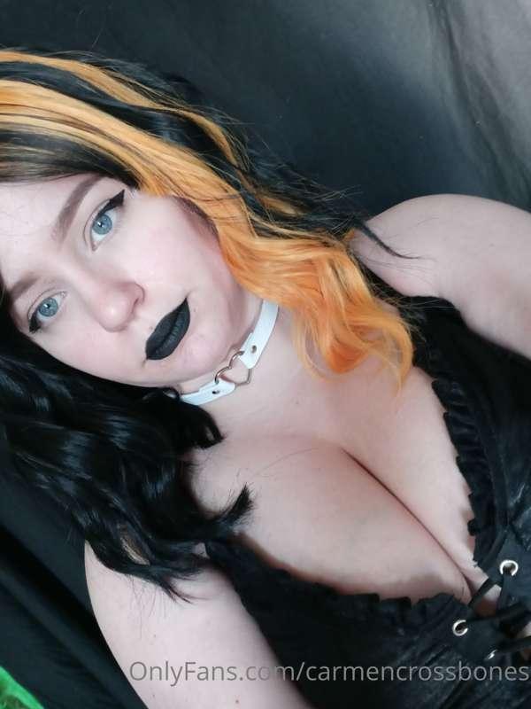 😘
