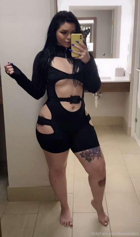 Send me a 𝐃𝐌 if you’d fuck me in this 😘