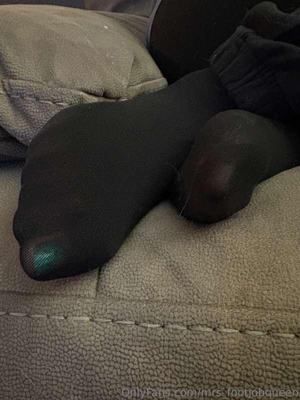 mrs_footjobqueen image #0