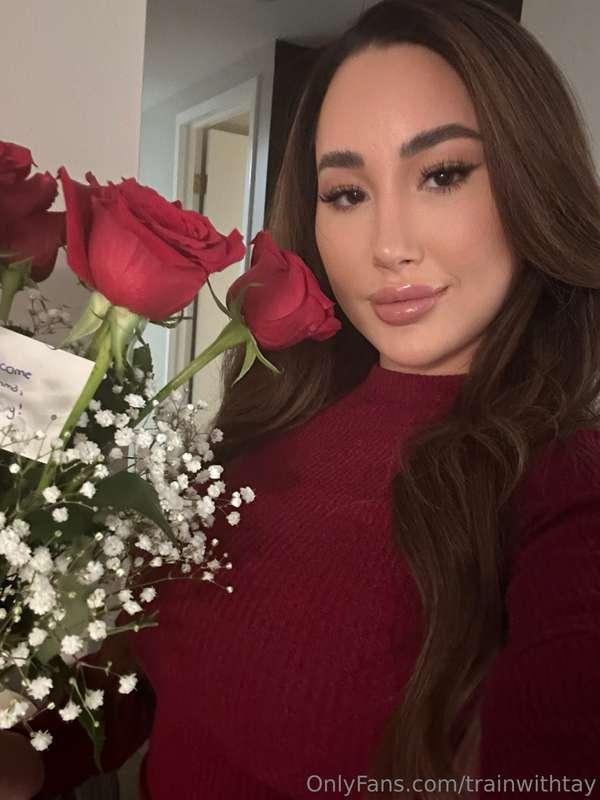 Happy valentines baby💋