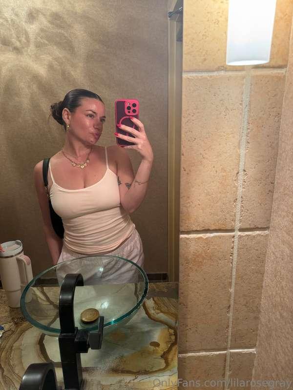 💕now everything is pink 😈 